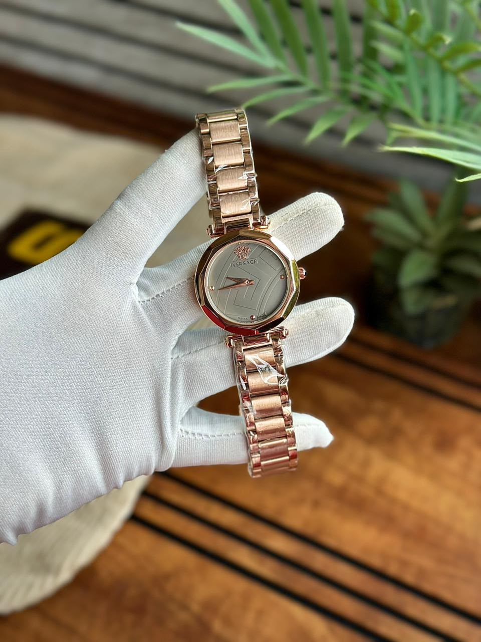 VERSACE - LADIES WATCH