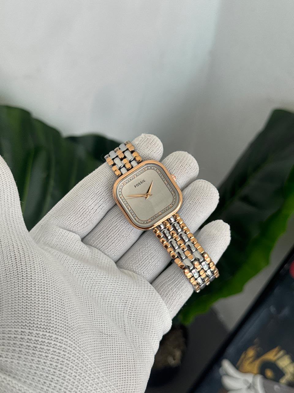 FOSSIL - LADIES WATCH