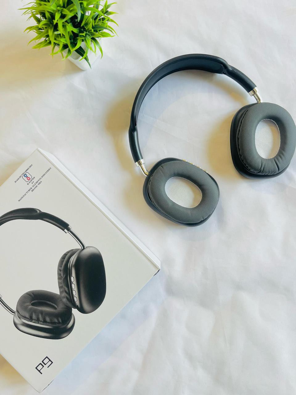 P9 BLUETOOTH HEADSETS