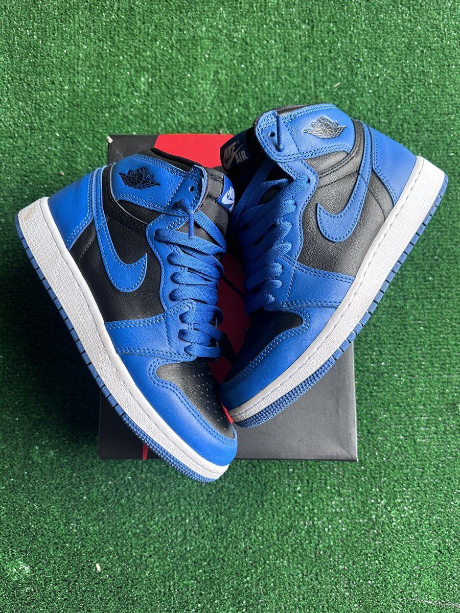 AIR JORDANS RETRO 1 MID MARINA BLUE
