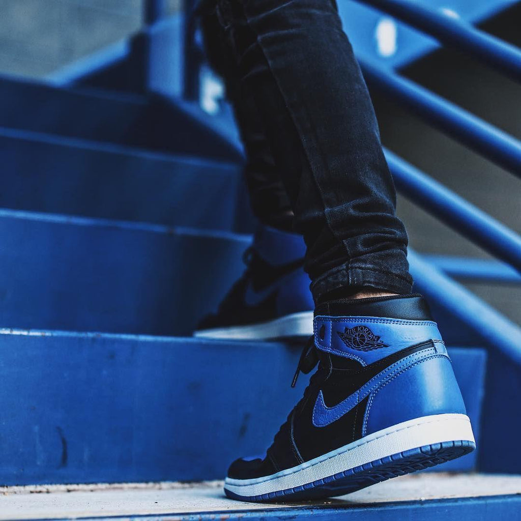 AIR JORDANS RETRO 1 MID MARINA BLUE