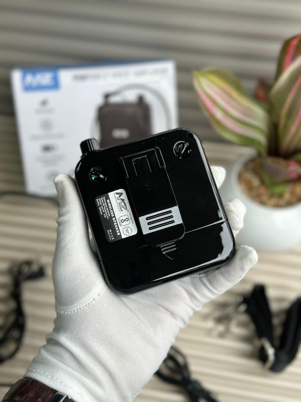 MZ M62VP PORTABLE VOICE AMPLIFIER