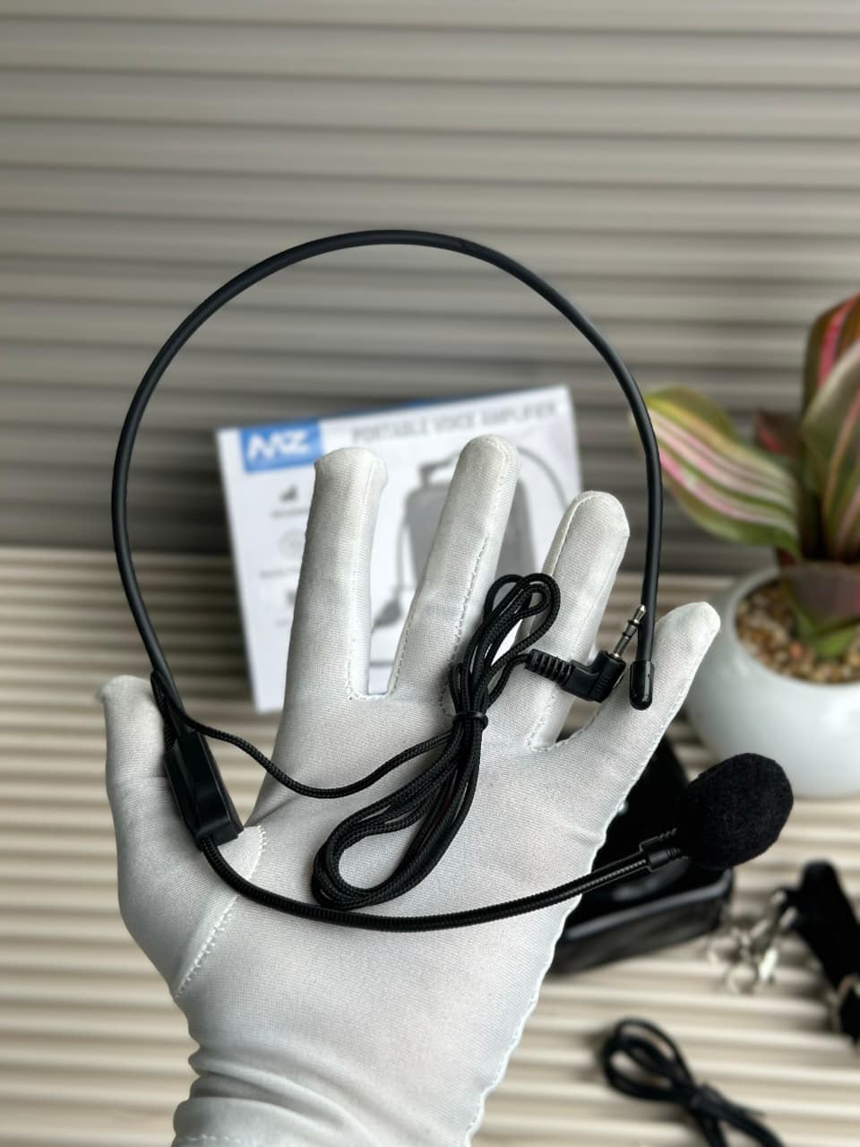 MZ M62VP PORTABLE VOICE AMPLIFIER