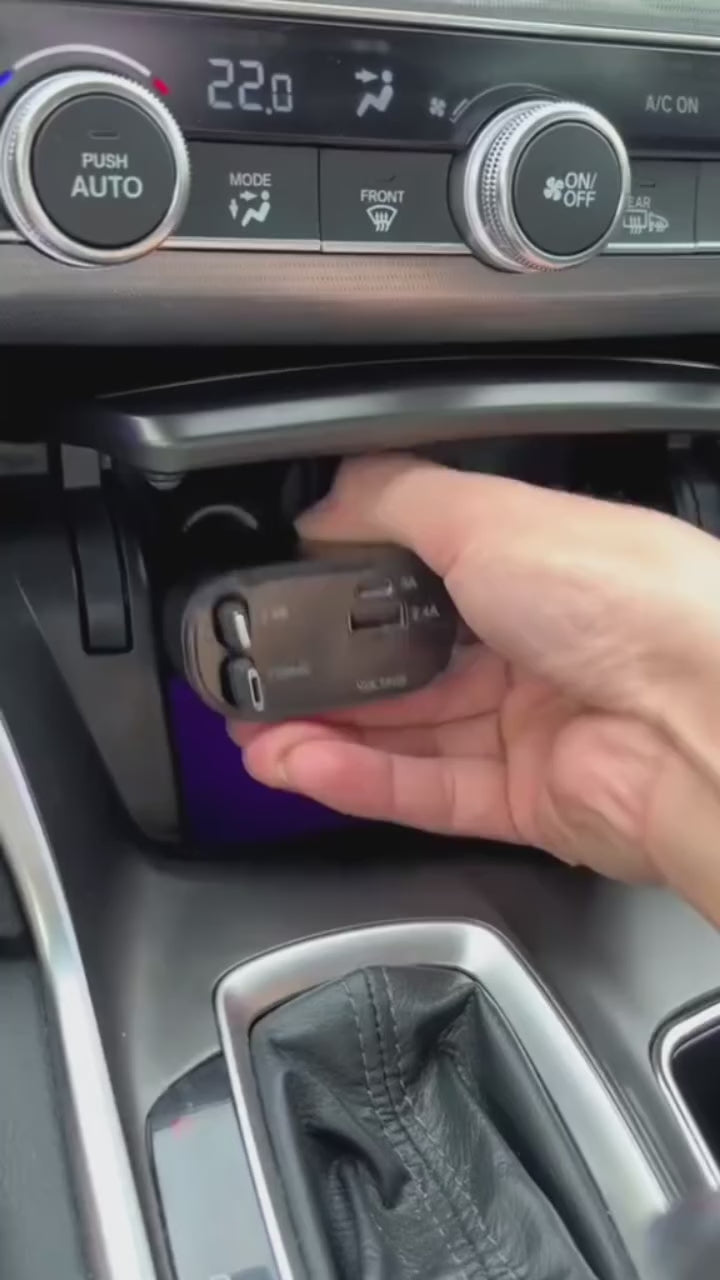 CAR CHARGER
